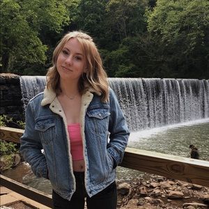 Meet your Posher, Katie